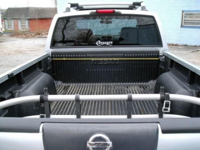 Nissan Frontier 2002 photo 3