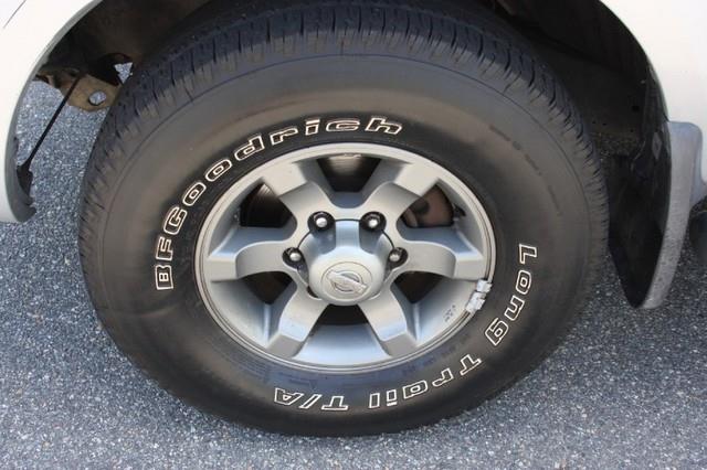 Nissan Frontier 2003 photo 16