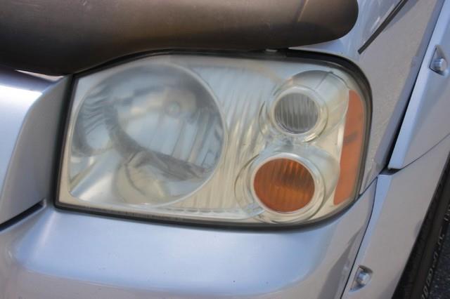 Nissan Frontier 2003 photo 19