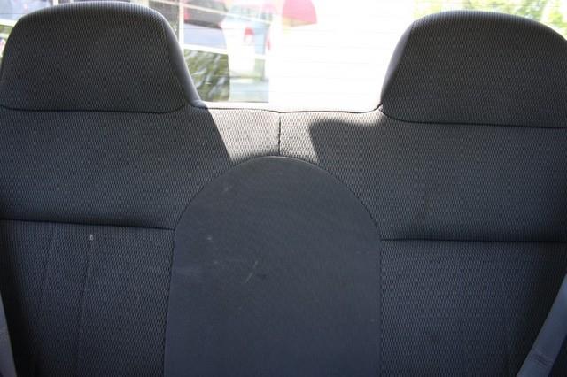 Nissan Frontier 2003 photo 43