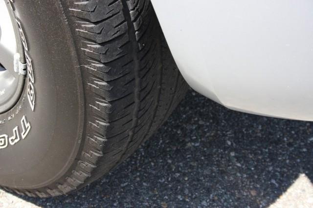 Nissan Frontier 2003 photo 5