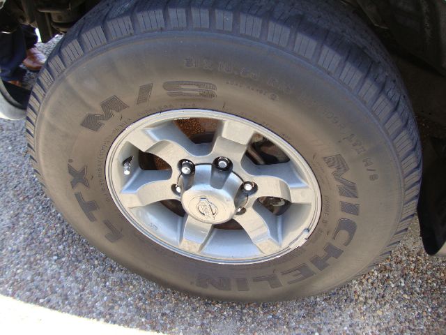 Nissan Frontier 2003 photo 3