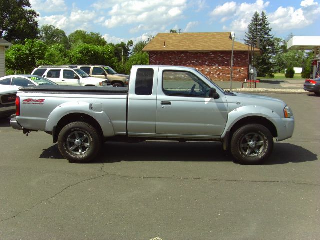Nissan Frontier 2003 photo 3
