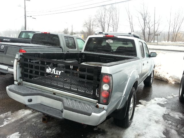 Nissan Frontier 2003 photo 1