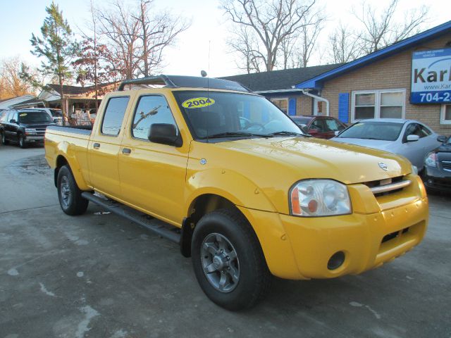 Nissan Frontier 2004 photo 2