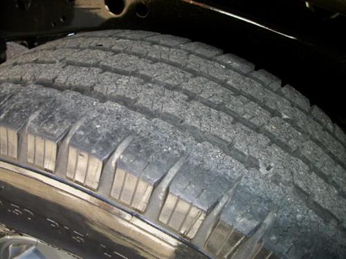 Nissan Frontier 2004 photo 1