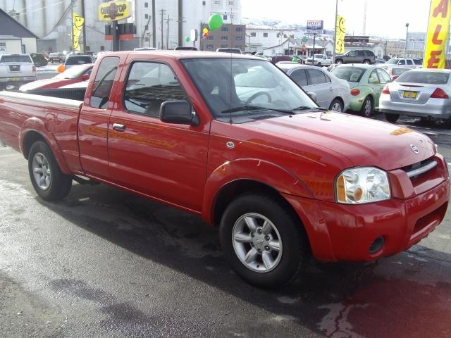 Nissan Frontier 2004 photo 2