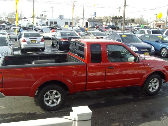 Nissan Frontier 2004 photo 3