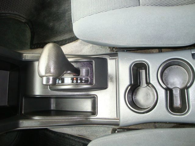 Nissan Frontier 2004 photo 3