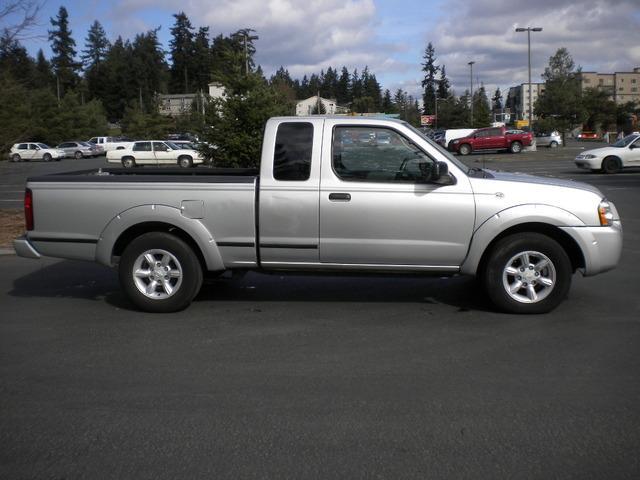 Nissan Frontier 2004 photo 3