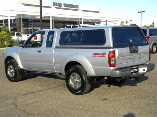 Nissan Frontier 2004 photo 1