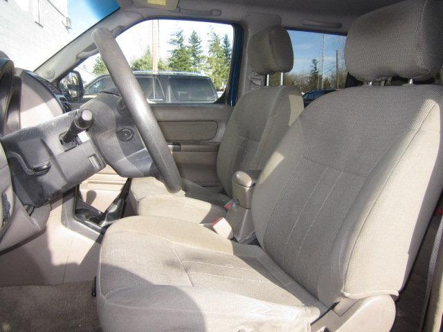 Nissan Frontier 2004 photo 5