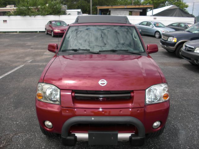 Nissan Frontier 2004 photo 1