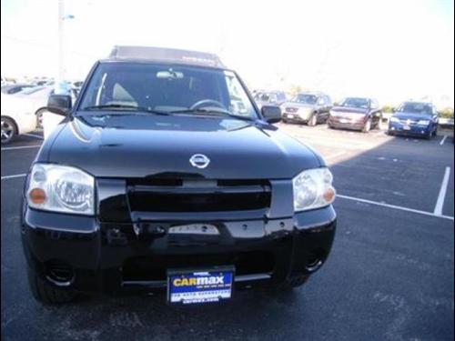 Nissan Frontier 2004 photo 1