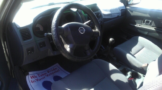 Nissan Frontier 2004 photo 4