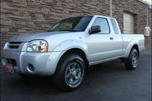 Nissan Frontier 2004 photo 1