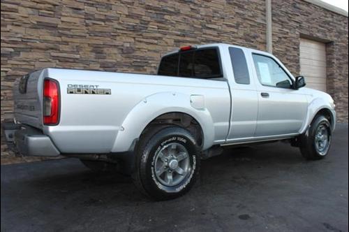 Nissan Frontier 2004 photo 3