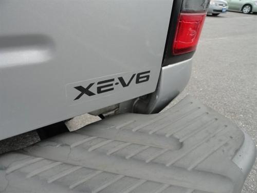 Nissan Frontier 2004 photo 3