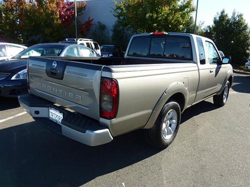 Nissan Frontier 2004 photo 1