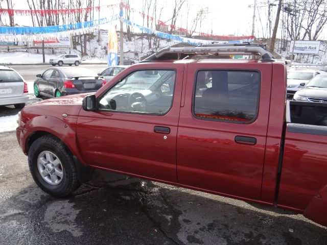 Nissan Frontier 2004 photo 1