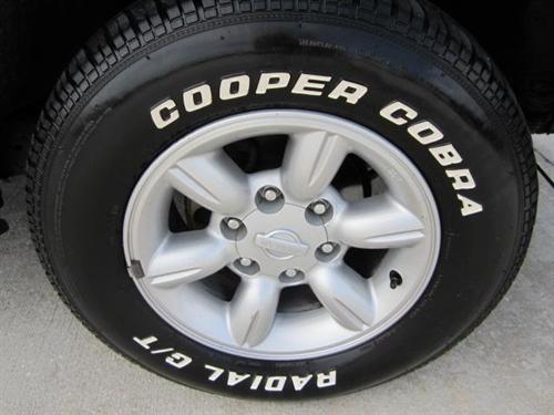 Nissan Frontier 2004 photo 3