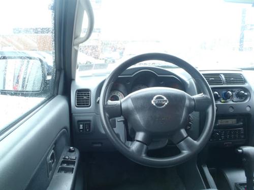 Nissan Frontier 2004 photo 5