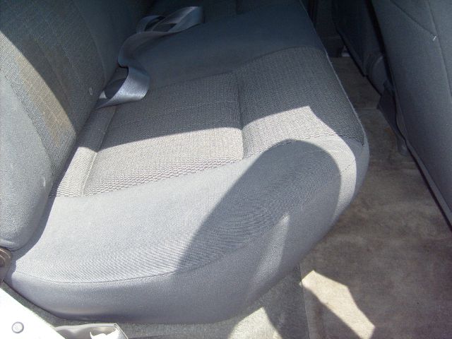 Nissan Frontier 2004 photo 3