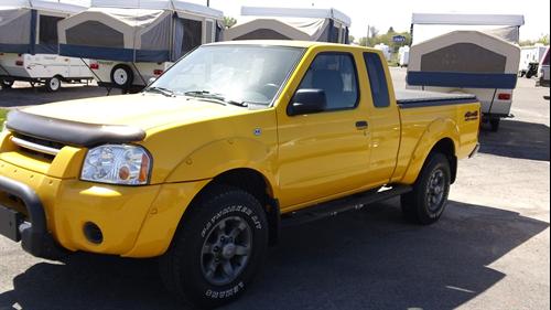 Nissan Frontier 2004 photo 1