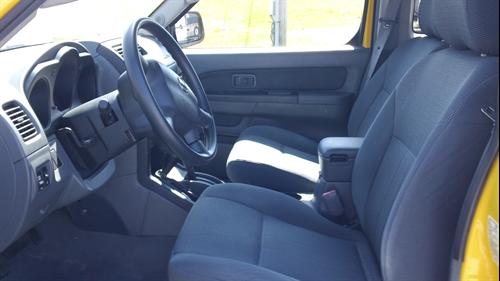 Nissan Frontier 2004 photo 3