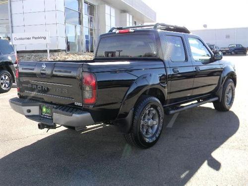 Nissan Frontier 2004 photo 1