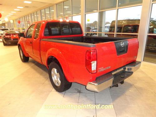 Nissan Frontier 2005 photo 4