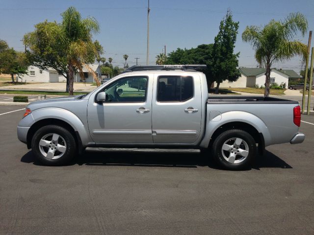 Nissan Frontier 2005 photo 1
