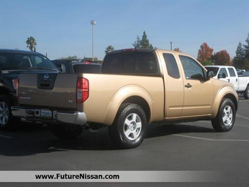 Nissan Frontier 2005 photo 1