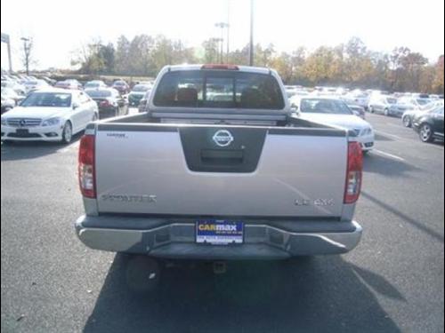 Nissan Frontier 2005 photo 2