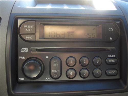 Nissan Frontier 2005 photo 5