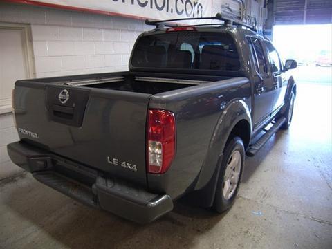 Nissan Frontier 2005 photo 1