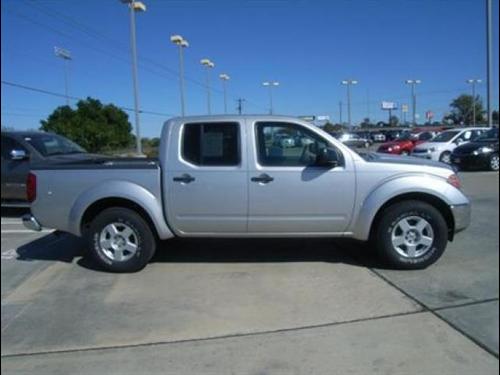 Nissan Frontier 2005 photo 1