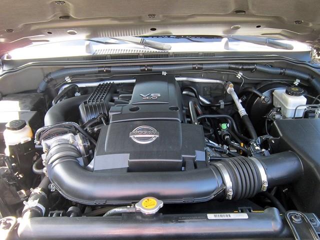 Nissan Frontier 2005 photo 3