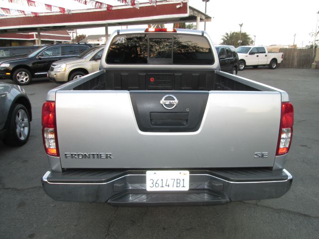 Nissan Frontier SL K-15 Pickup Truck