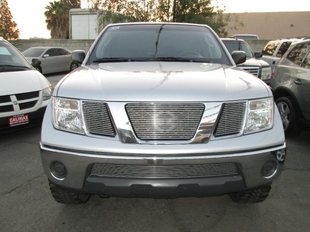 Nissan Frontier 2005 photo 4
