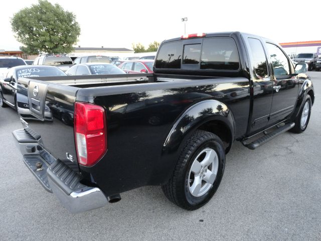 Nissan Frontier 2005 photo 4