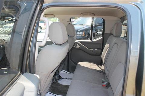 Nissan Frontier 2005 photo 1