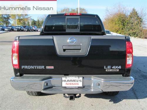 Nissan Frontier 2005 photo 2