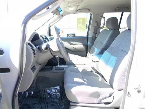 Nissan Frontier 2005 photo 5