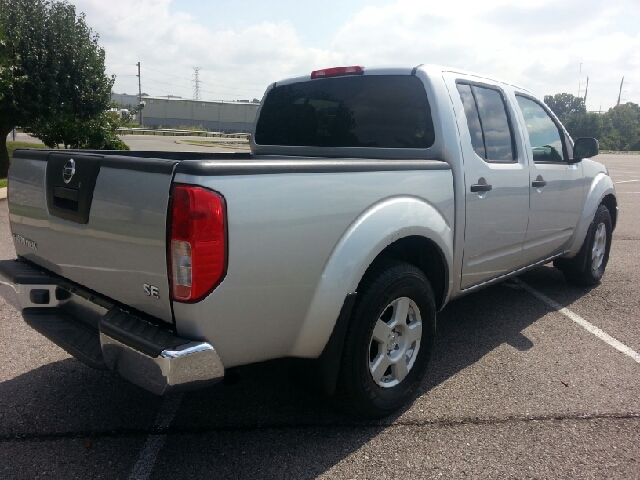 Nissan Frontier 2005 photo 4
