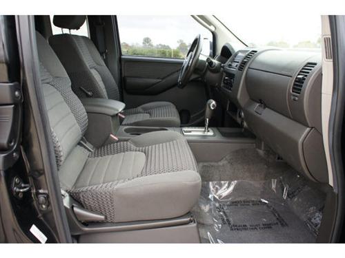 Nissan Frontier 2005 photo 1