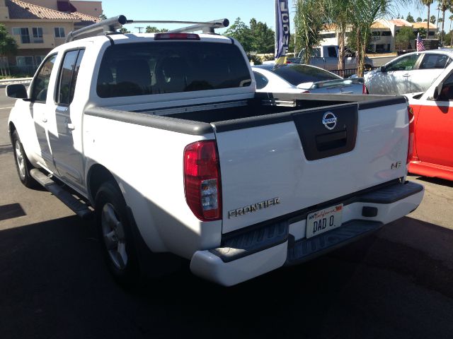 Nissan Frontier 2005 photo 1