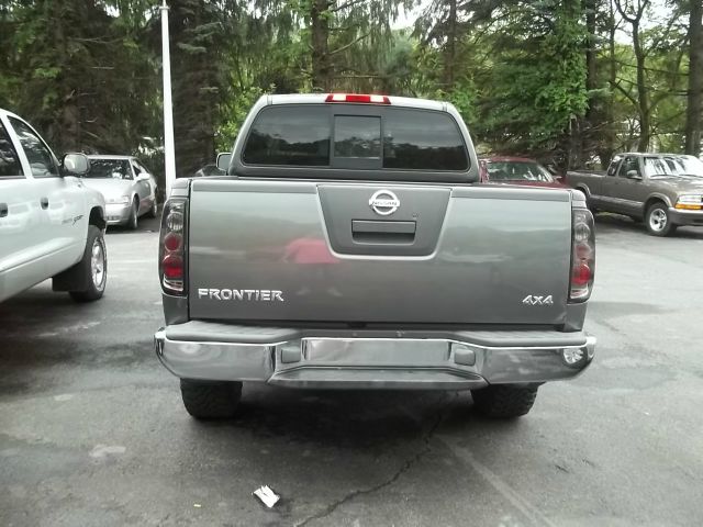 Nissan Frontier W/sunroof PZEV Pickup Truck