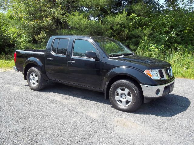 Nissan Frontier 2005 photo 1