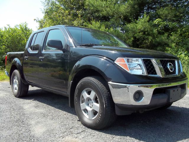 Nissan Frontier 2005 photo 3